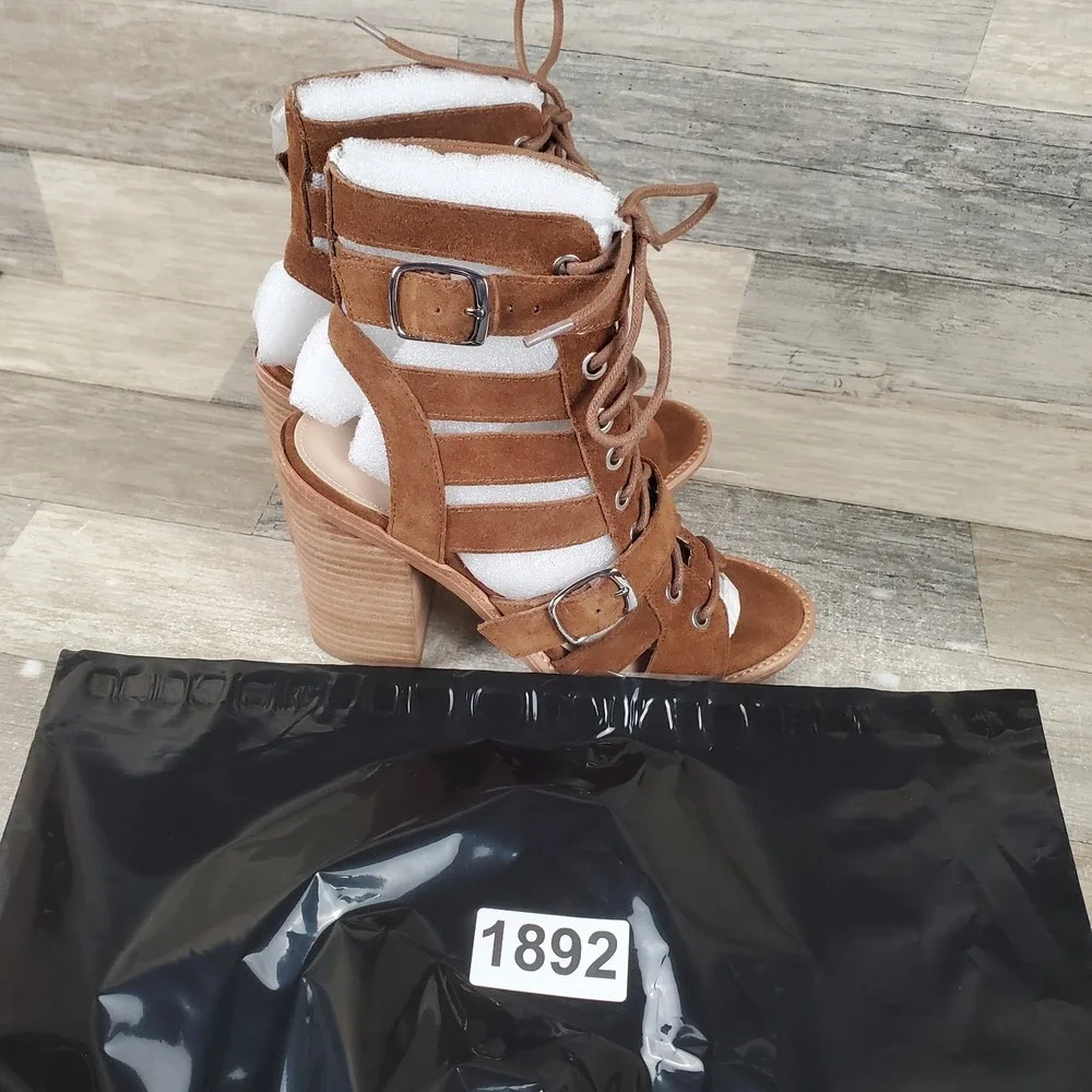 Steve Madden Cecilia Sandals Womens Sz 6.5 M Brown Suede Block Heel Strappy